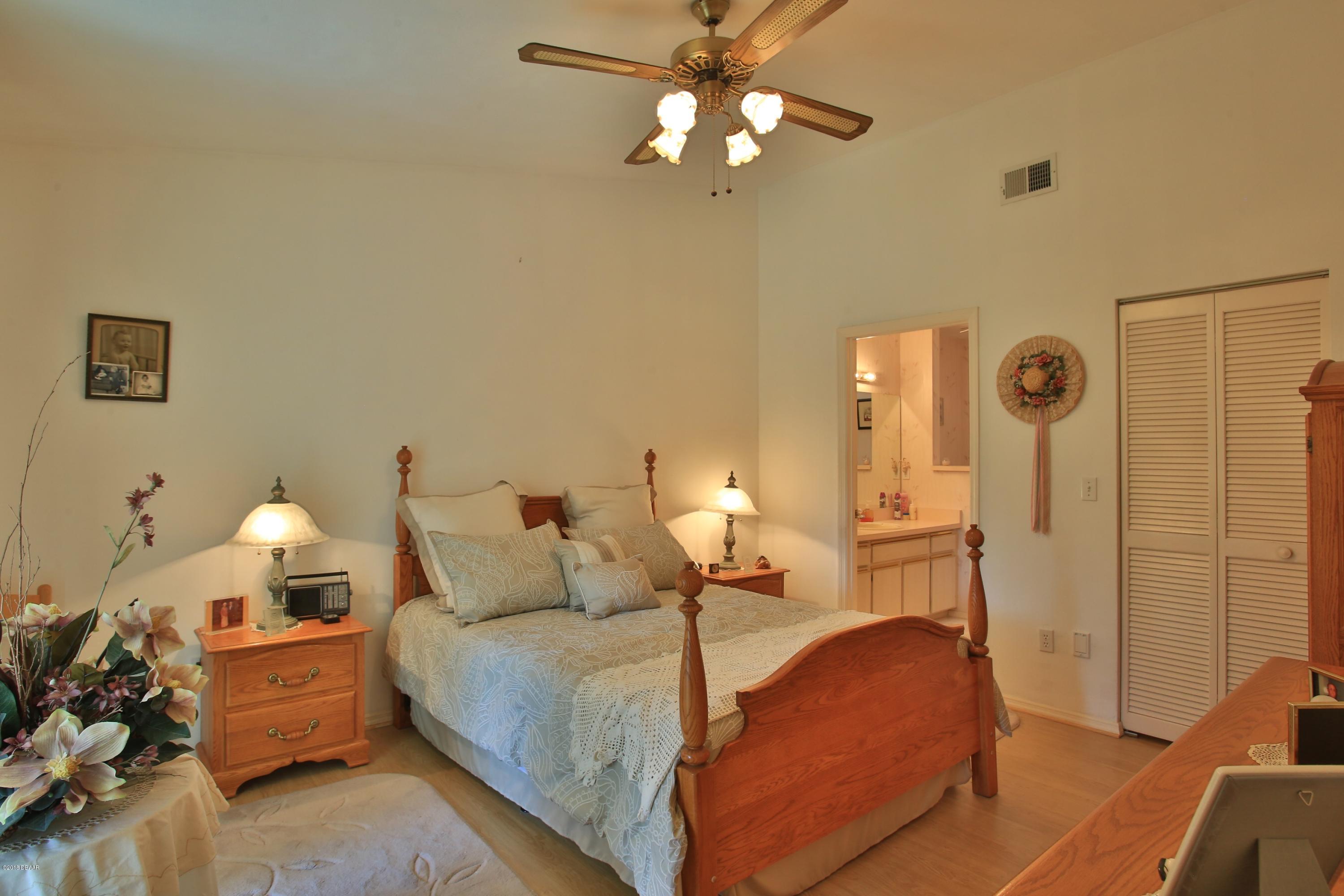 986 Deer Springs Road Port Orange, FL 32129 - Photo 14 of 26 Master Bedroom