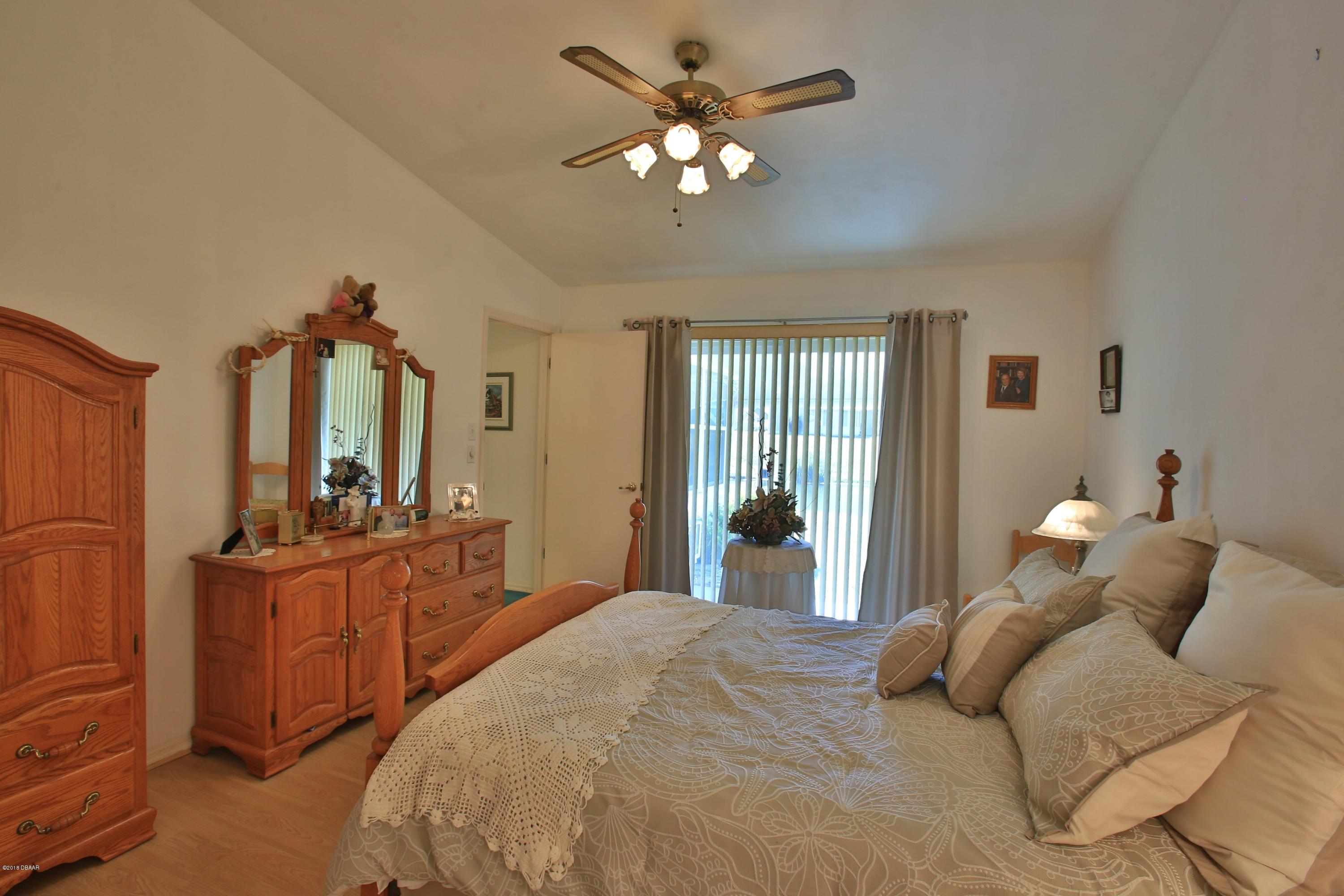 986 Deer Springs Road Port Orange, FL 32129 - Photo 15 of 26 Master Bedroom