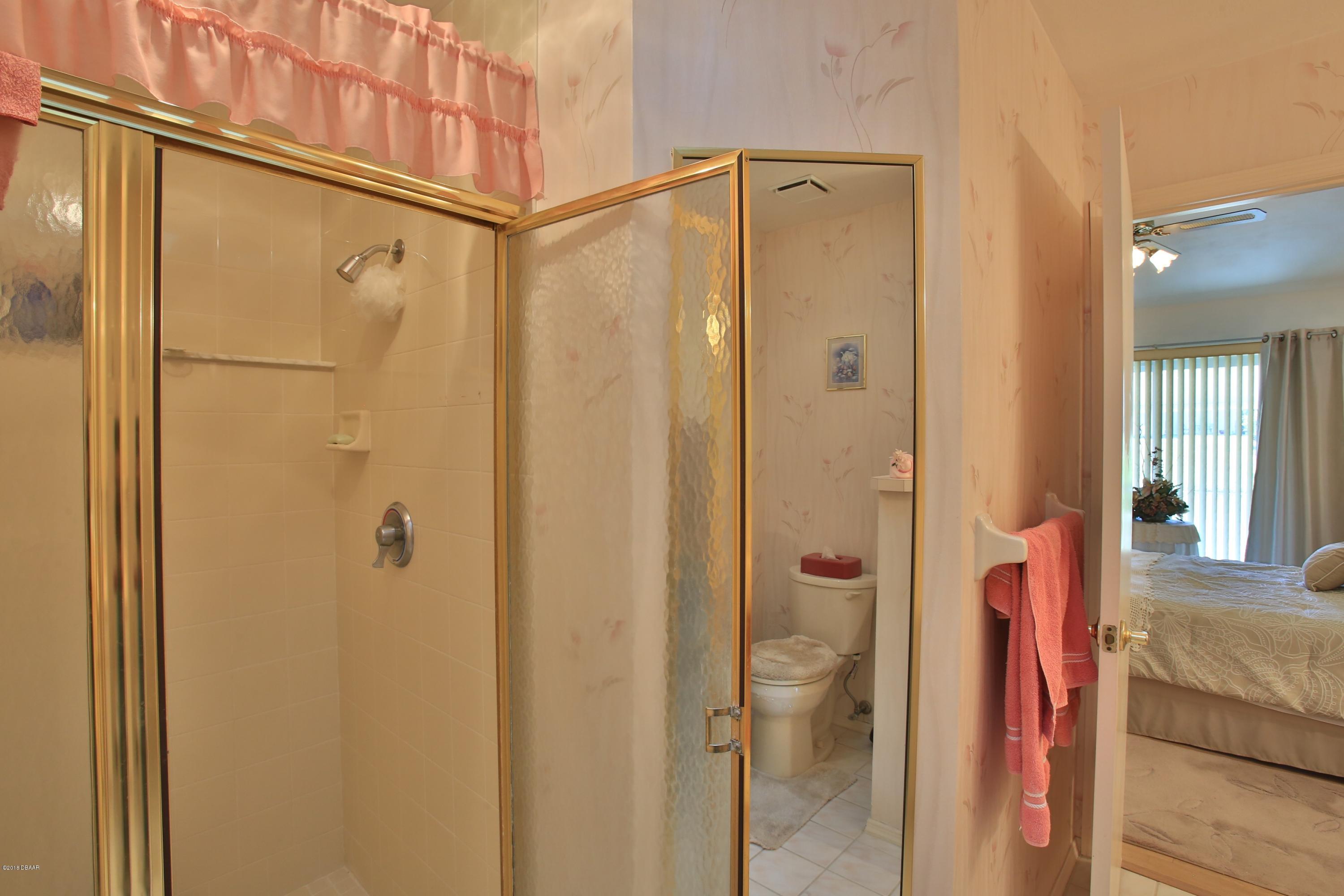 986 Deer Springs Road Port Orange, FL 32129 - Photo 17 of 26 Master Bathroom
