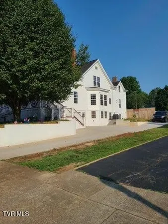 $549,900 | 721 East 1st N Street, Morristown, TN 37814