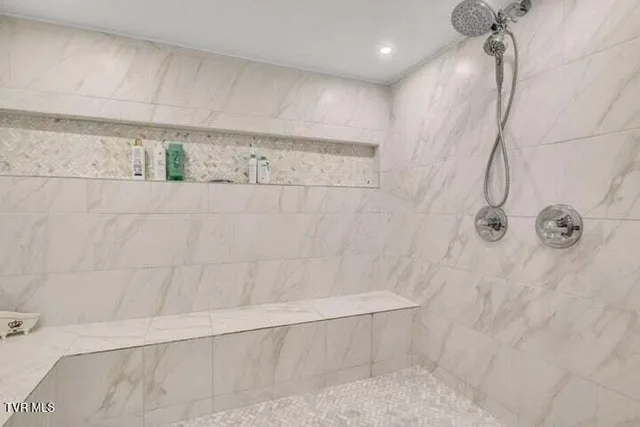 $589,900 | 721 East 1st N Street, Morristown, TN 37814