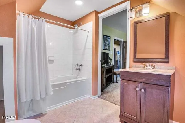 $589,900 | 721 East 1st N Street, Morristown, TN 37814