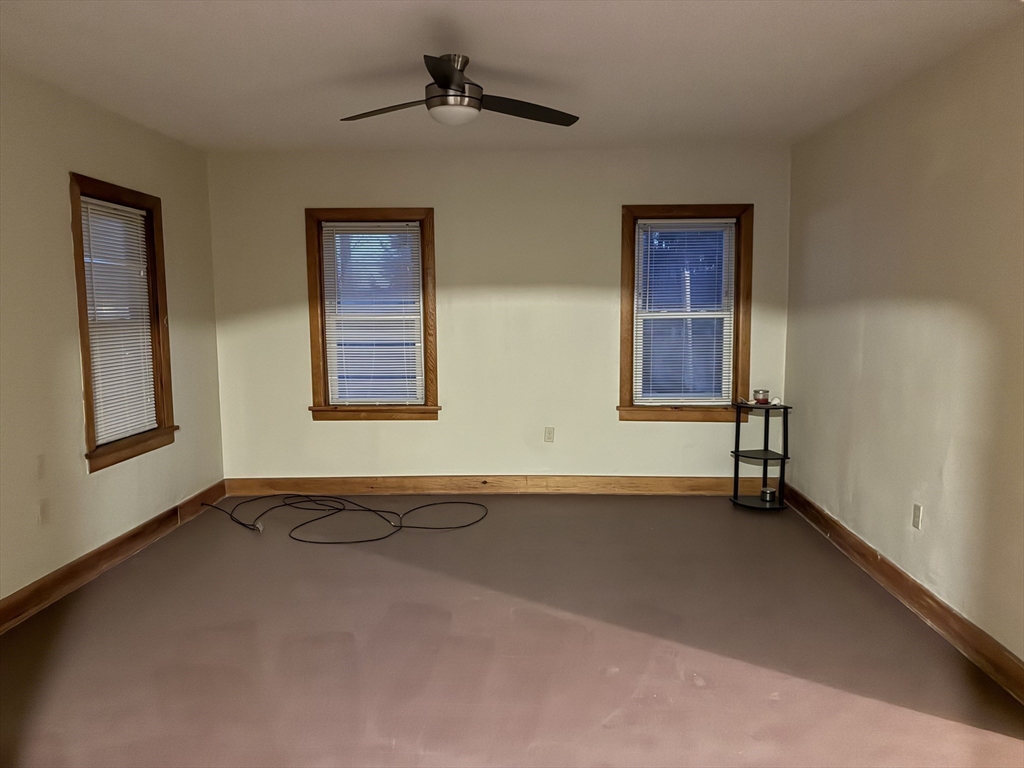 6 Brandon Road Dudley, MA 01571 - Photo 14 of 33