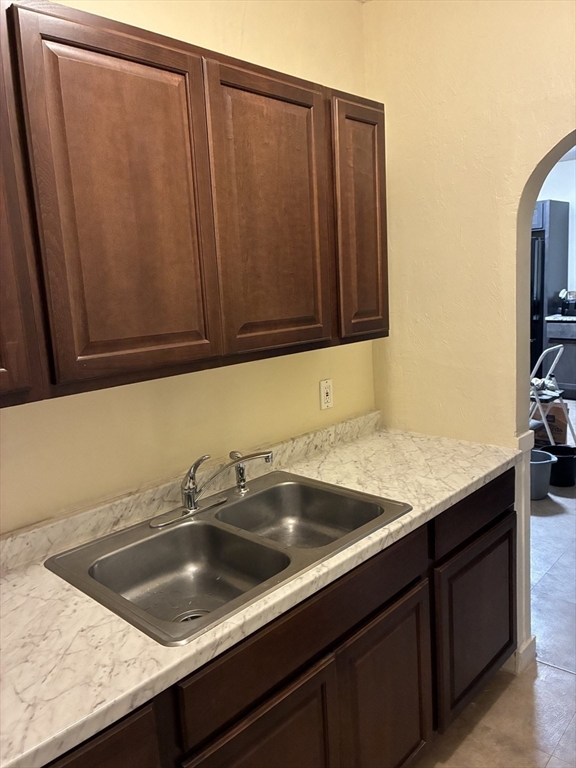 6 Brandon Road Dudley, MA 01571 - Photo 23 of 33