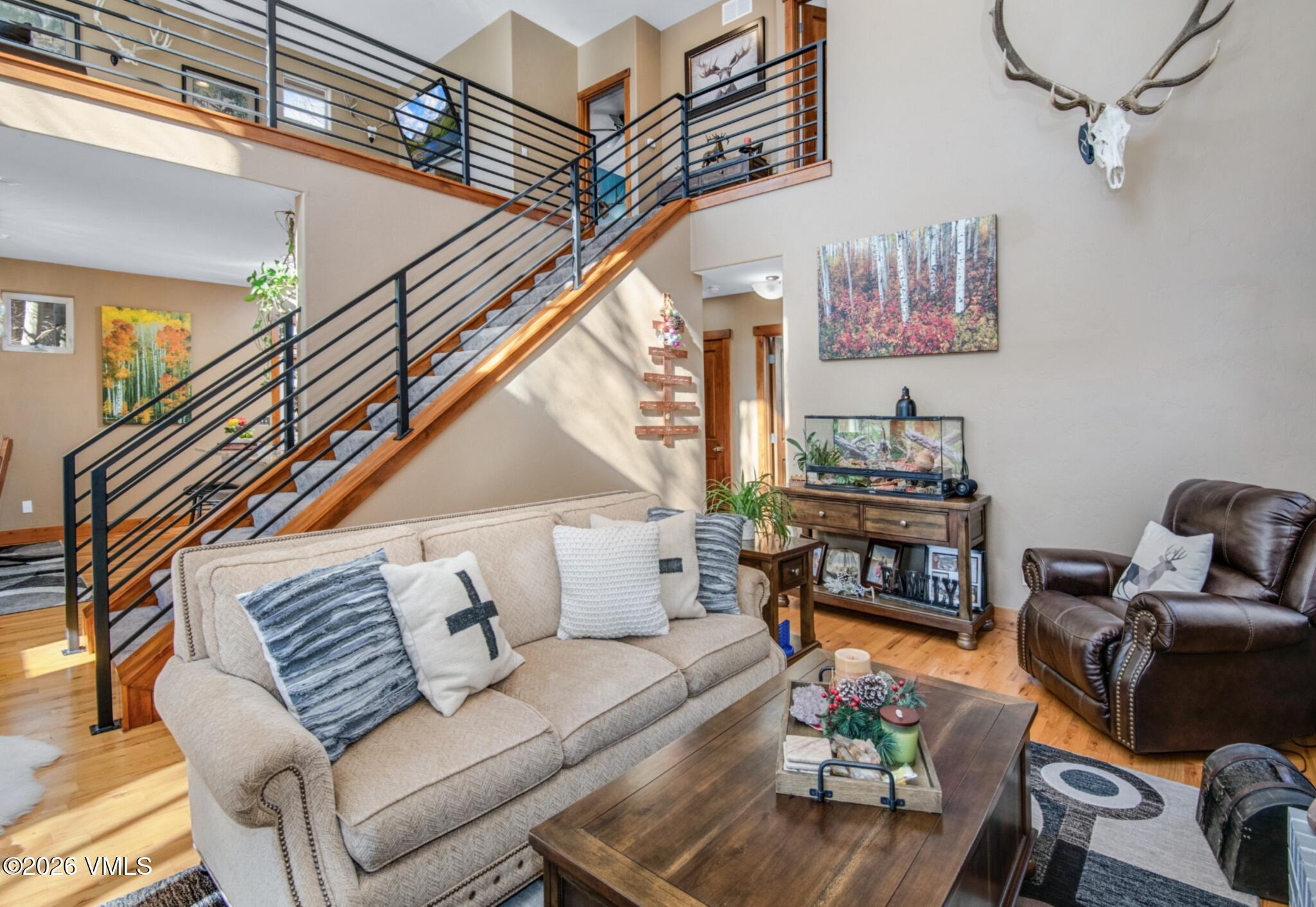 89 Tanager Circle Eagle, CO 81631 - Photo 4 of 29 89-Tanager-Circle_05_velvety