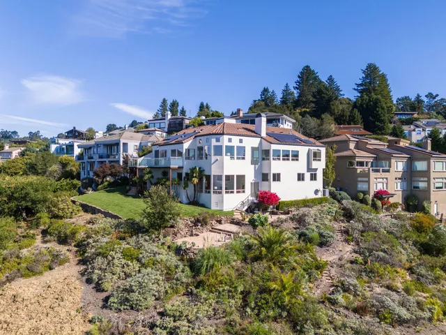 $2,998,000 | 6413 Gwin Court, Oakland, CA 94611