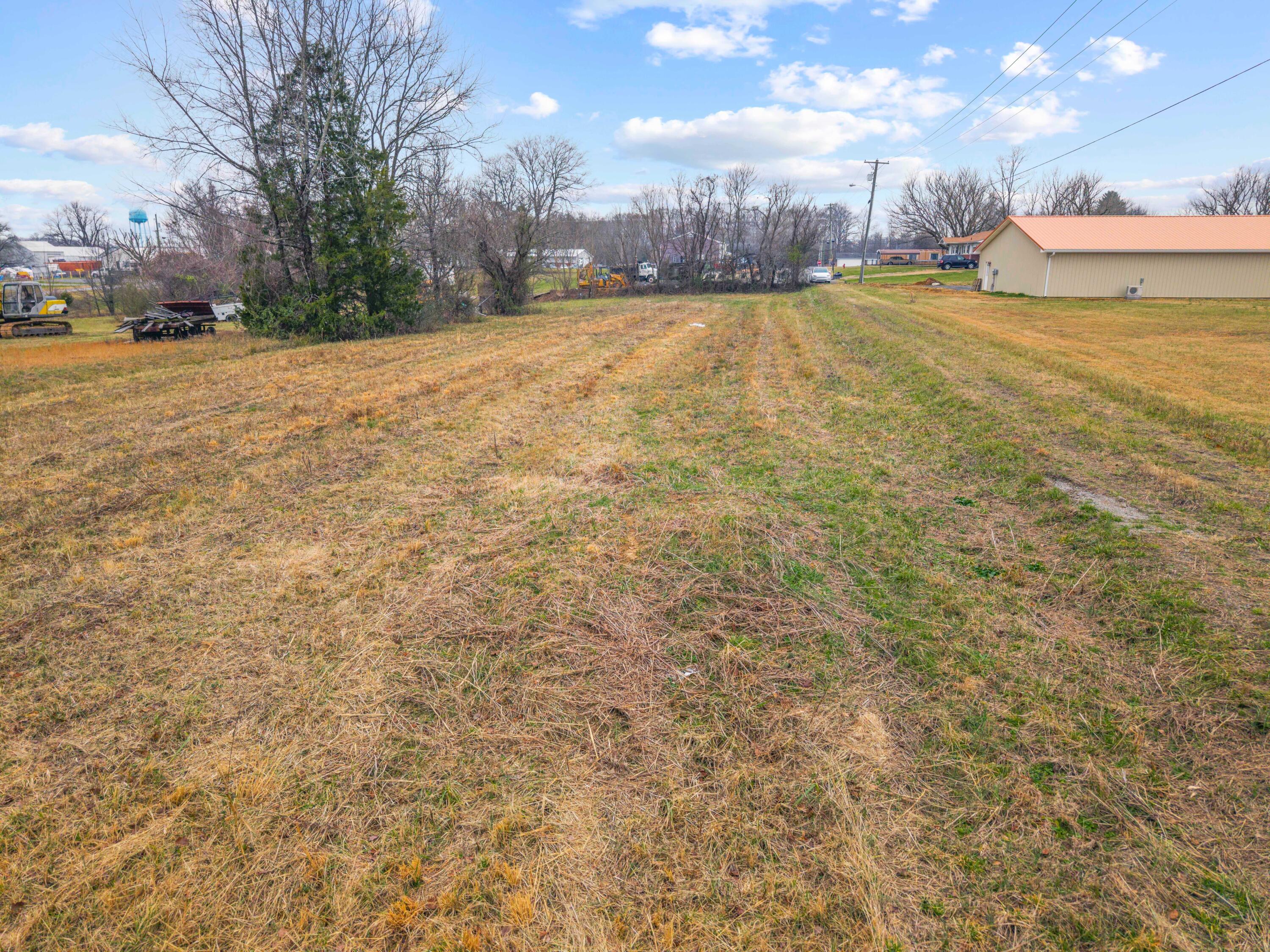 77 Barnett Road Russell Springs, KY 42642 - Photo 31 of 36 77 Barnett Photo-33