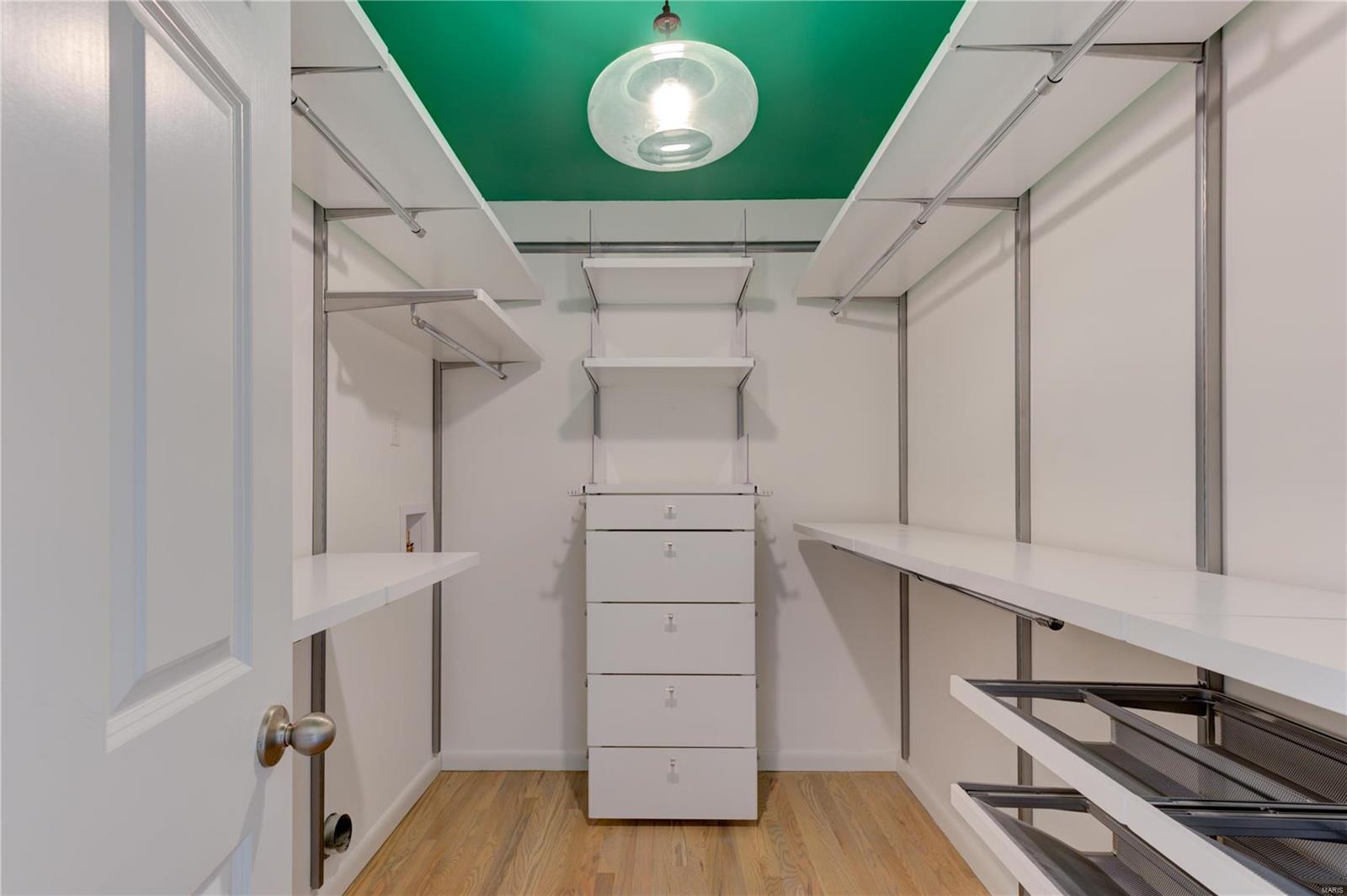 30 Williamsburg Road St. Louis, MO 63141 - Photo 13 of 38 Gallery Image 13