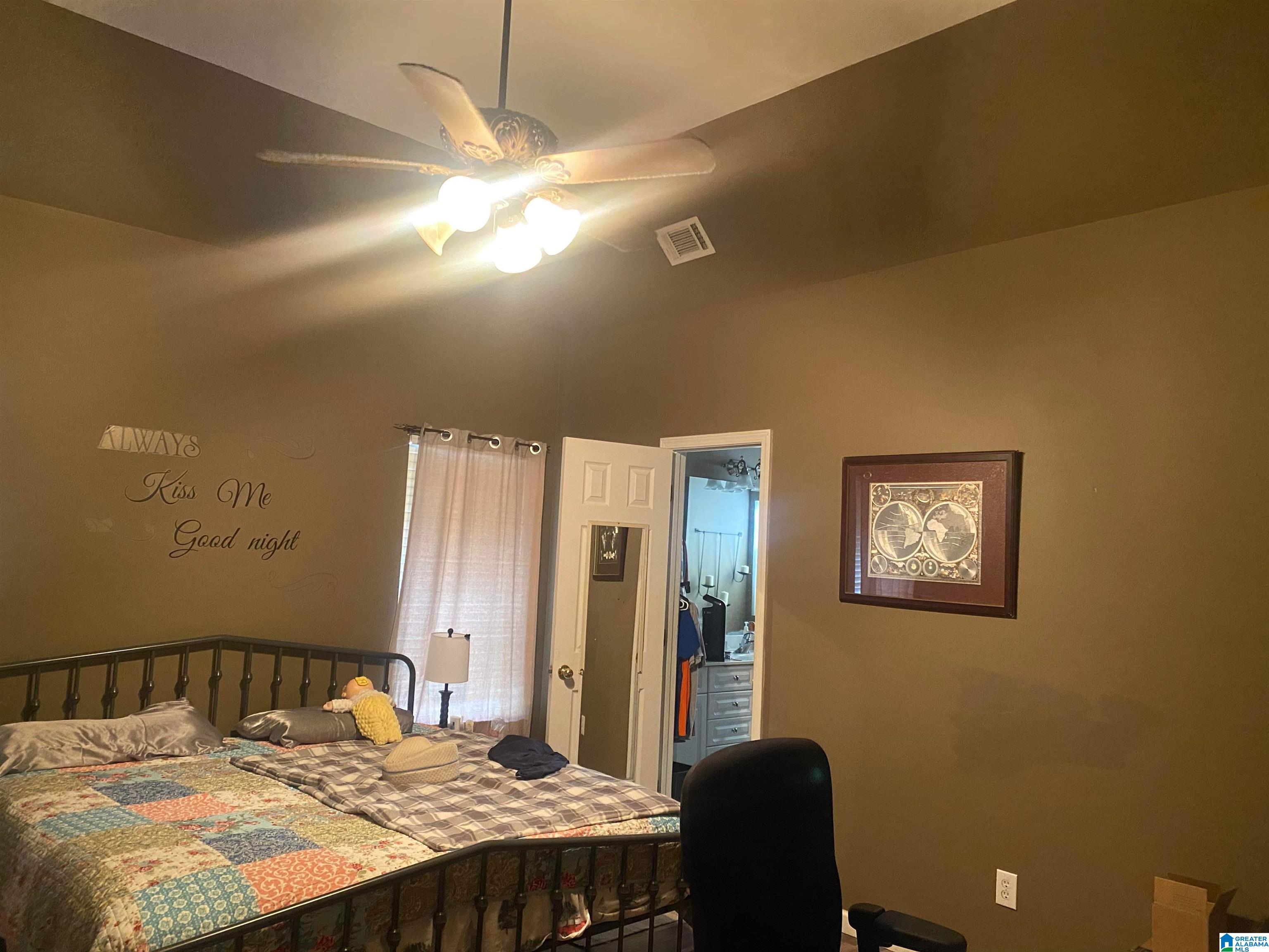 700 Waterford Lane Calera, AL 35040 - Photo 3 of 9