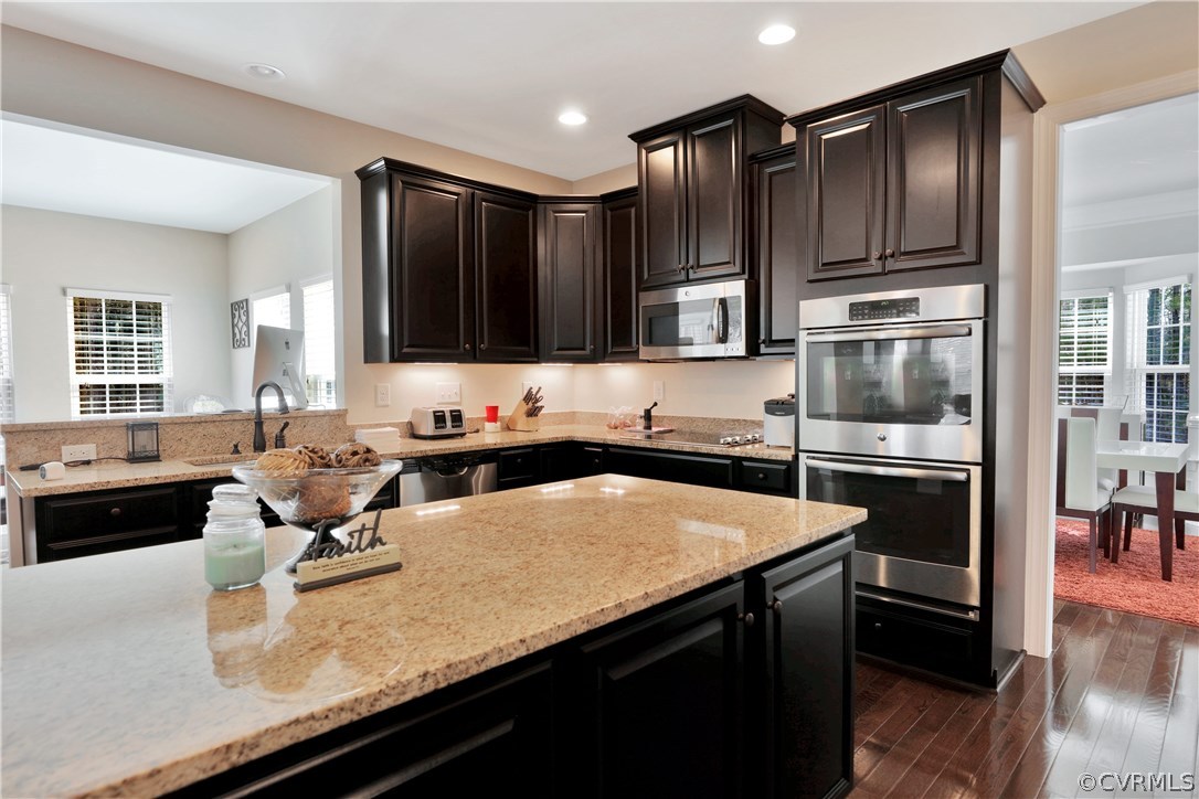 8519 Foster Ridge Terrace Moseley, VA 23120 - Photo 16 of 48 Gallery Image 16