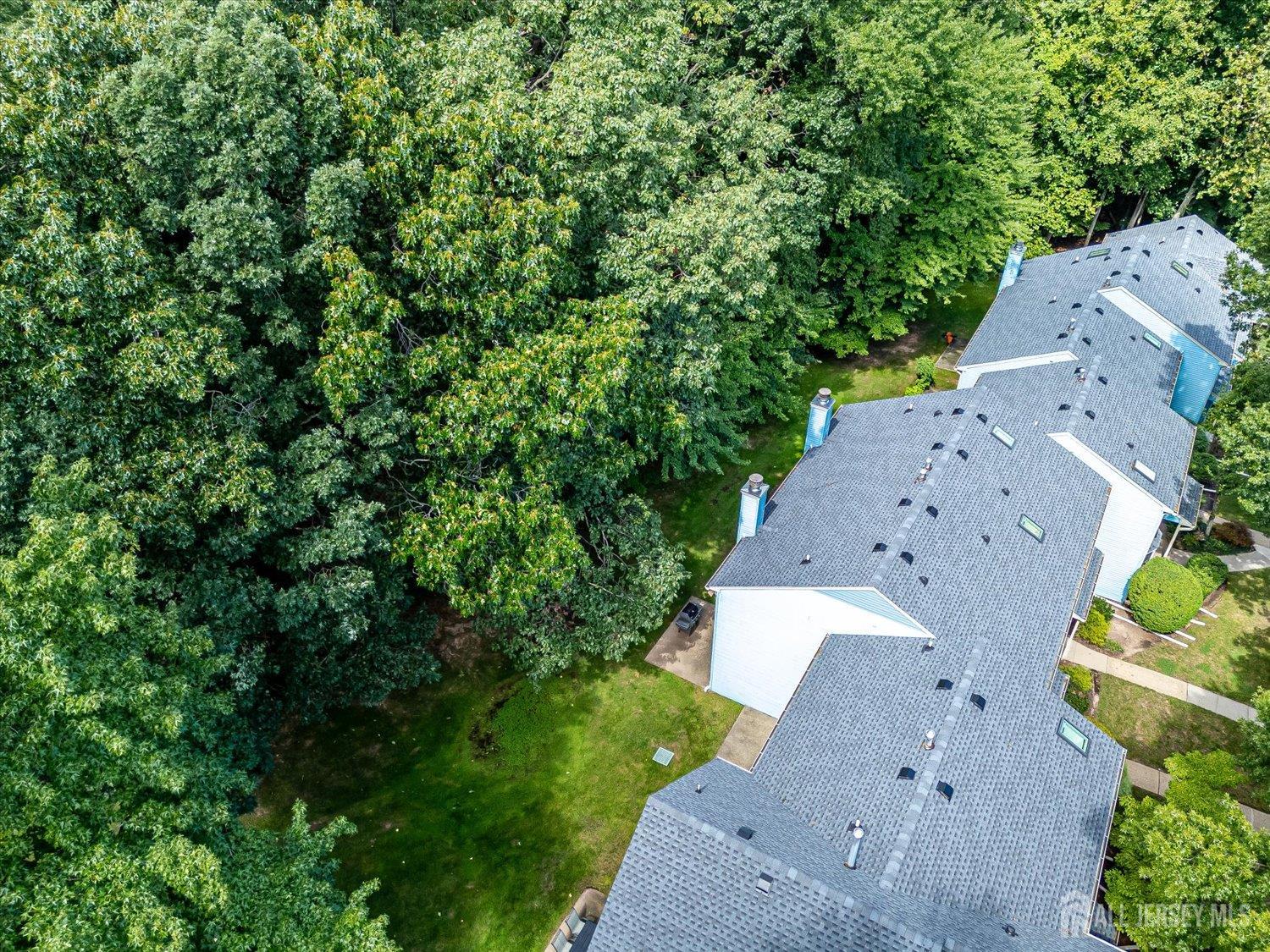 1303 Timber Oaks Road Edison, NJ 08820 - Photo 16 of 16 Gallery Image 16