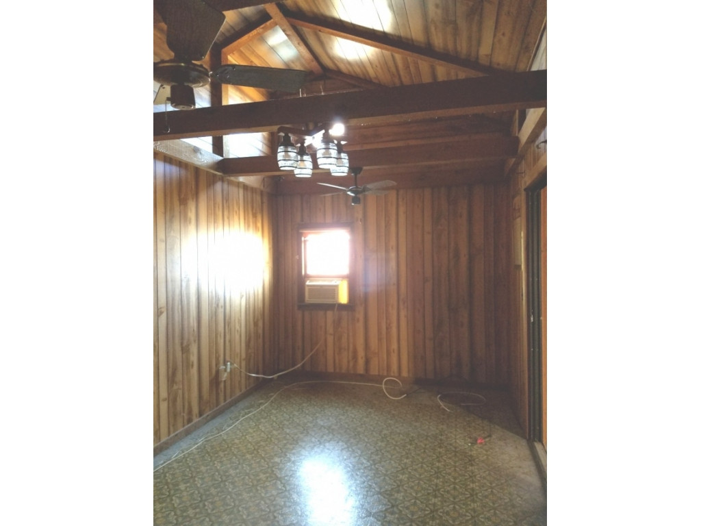 1301 Ben Gamble Road Jonesborough, TN 37659 - Photo 8 of 9 OTHER ROOM
