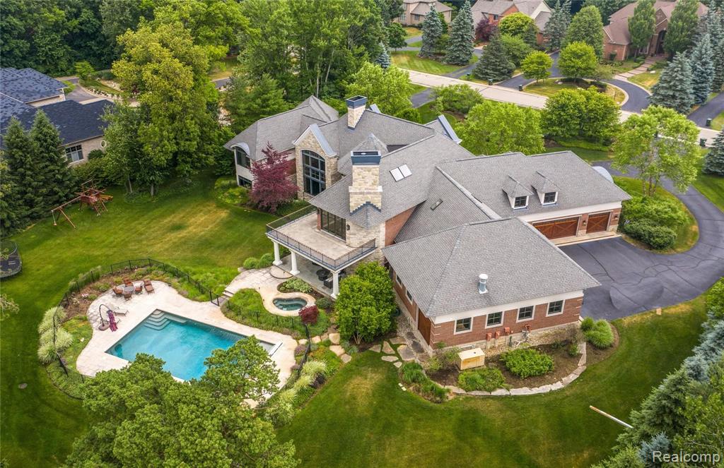 3872 Walnut Brook Drive Rochester Hills, MI 48309 - Photo 1 of 42