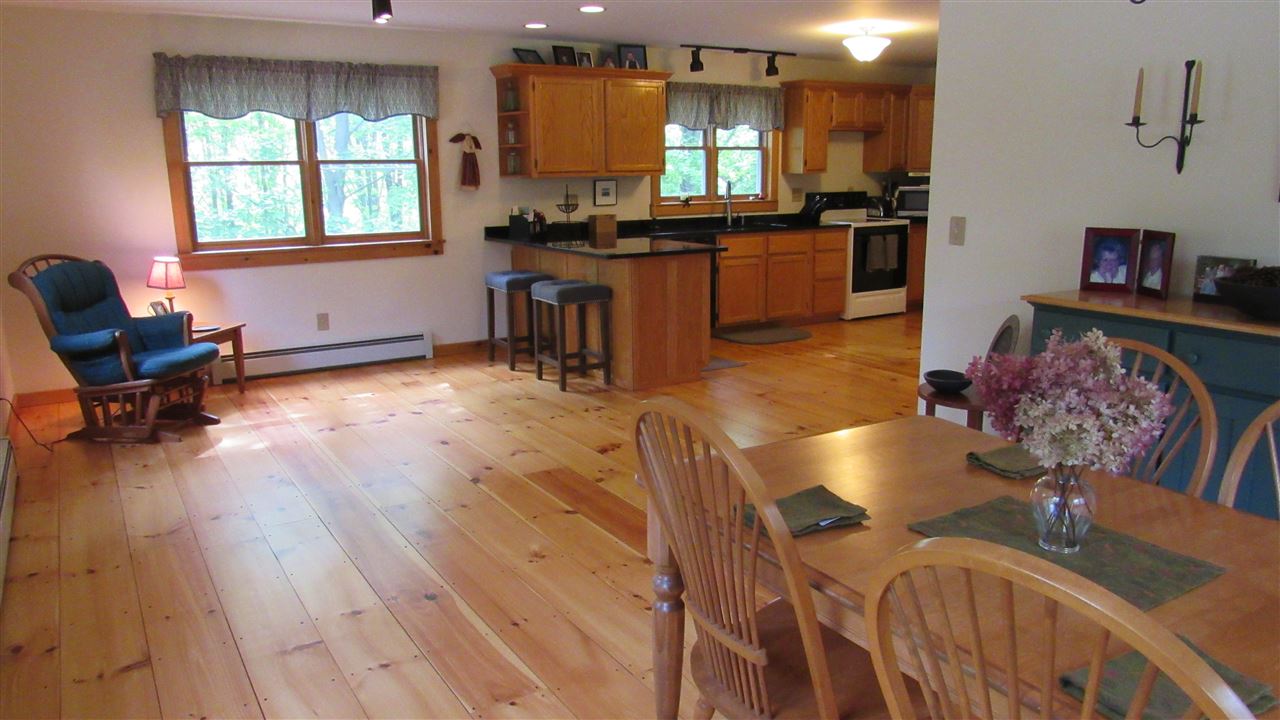 452 Leland Road Salisbury, VT 05769 - Photo 5 of 19 Gallery Image 5