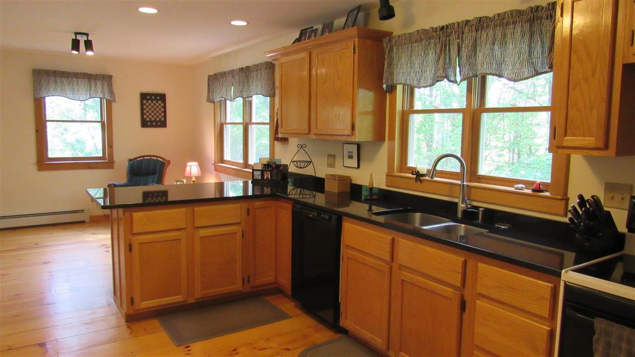 452 Leland Road Salisbury, VT 05769 - Photo 7 of 19 Gallery Image 7