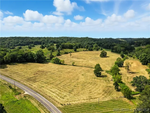 $1,250,000 | 14616 Deer Run Road, Henley, MO 65040