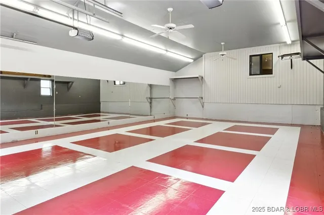 $1,250,000 | 14616 Deer Run Road, Henley, MO 65040