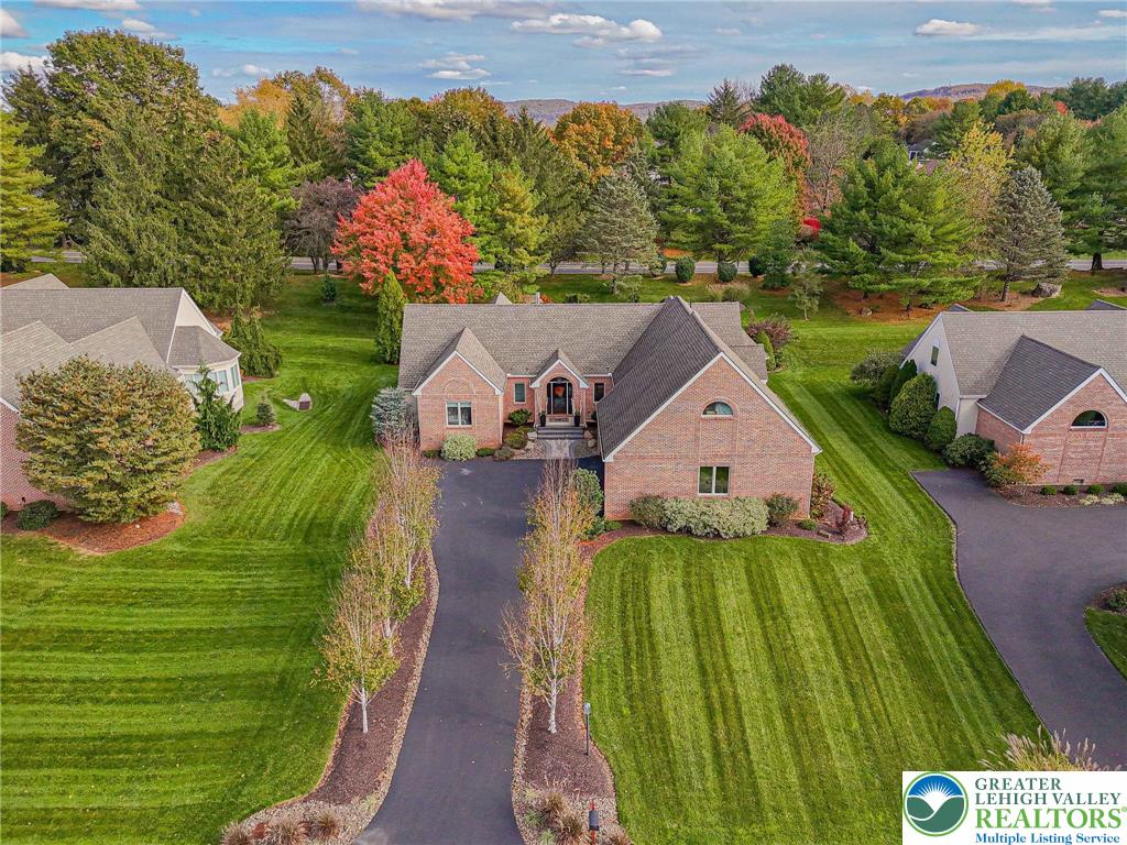 2560 Gracie Lone Lower Macungie Township, PA 18062 - Photo 5 of 68