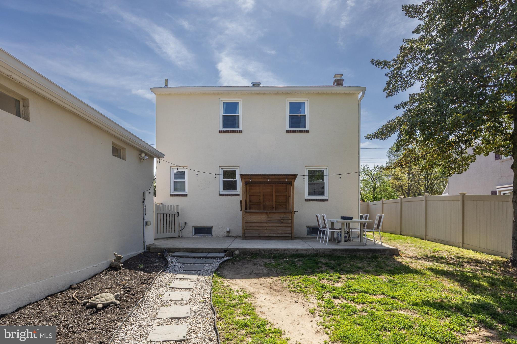 805 Delaware Avenue Riverside, NJ 08075 - Photo 24 of 42 a backyard of house with a yard