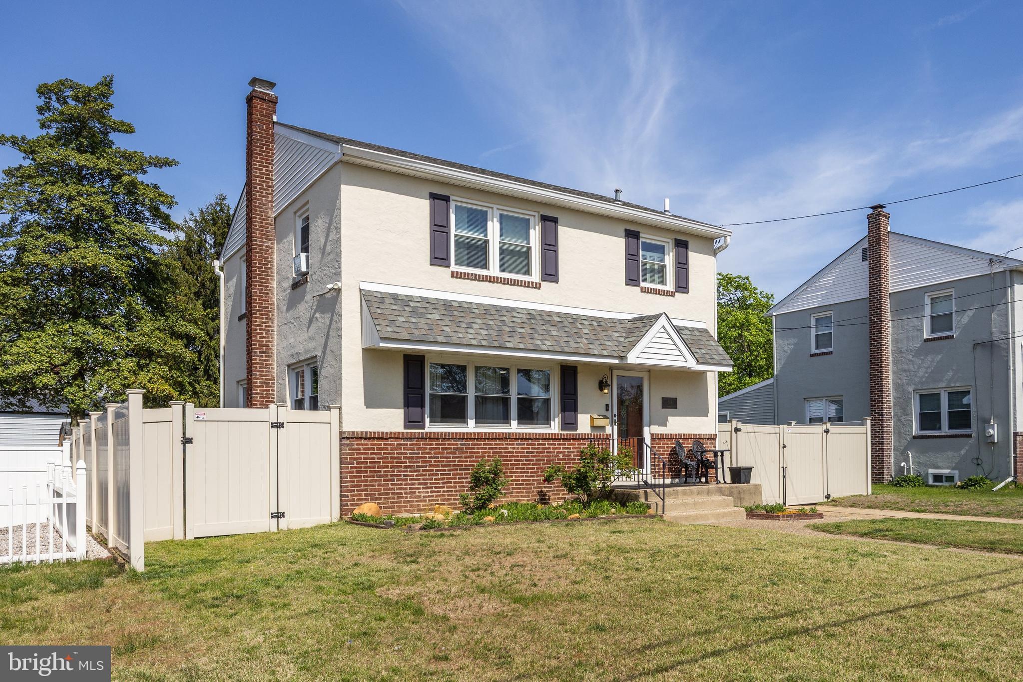 805 Delaware Avenue Riverside, NJ 08075 - Photo 41 of 42 a front view of a house with a yard