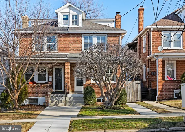 $539,900 | 112 West 11th Avenue, Conshohocken, PA 19428