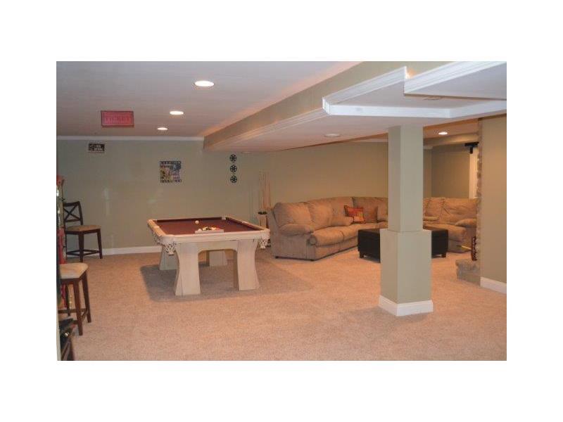 7301 Travis Road Greenwood, IN 46143 - Photo 11 of 21 Gallery Image 11