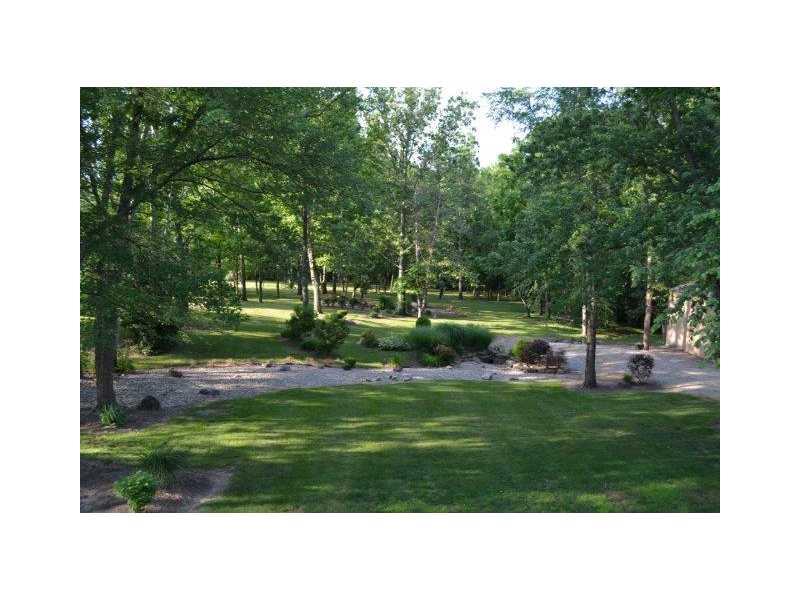 7301 Travis Road Greenwood, IN 46143 - Photo 14 of 21 Gallery Image 14