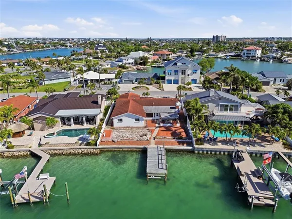 $996,000 | 4 Bellevue Drive, Treasure Island, FL 33706