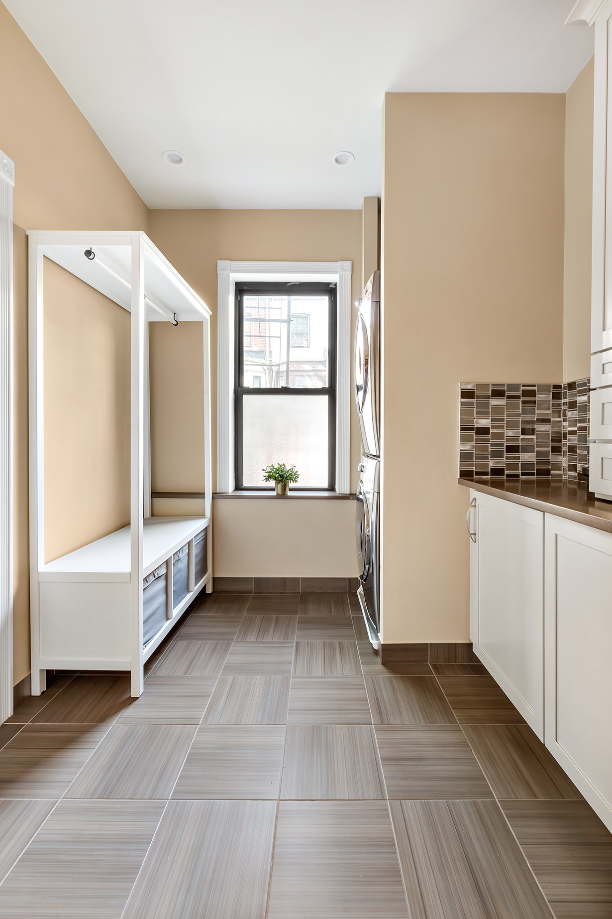 567 8th Street, Unit 2L Brooklyn, NY 11215 - Photo 8 of 20 Gallery Image 8