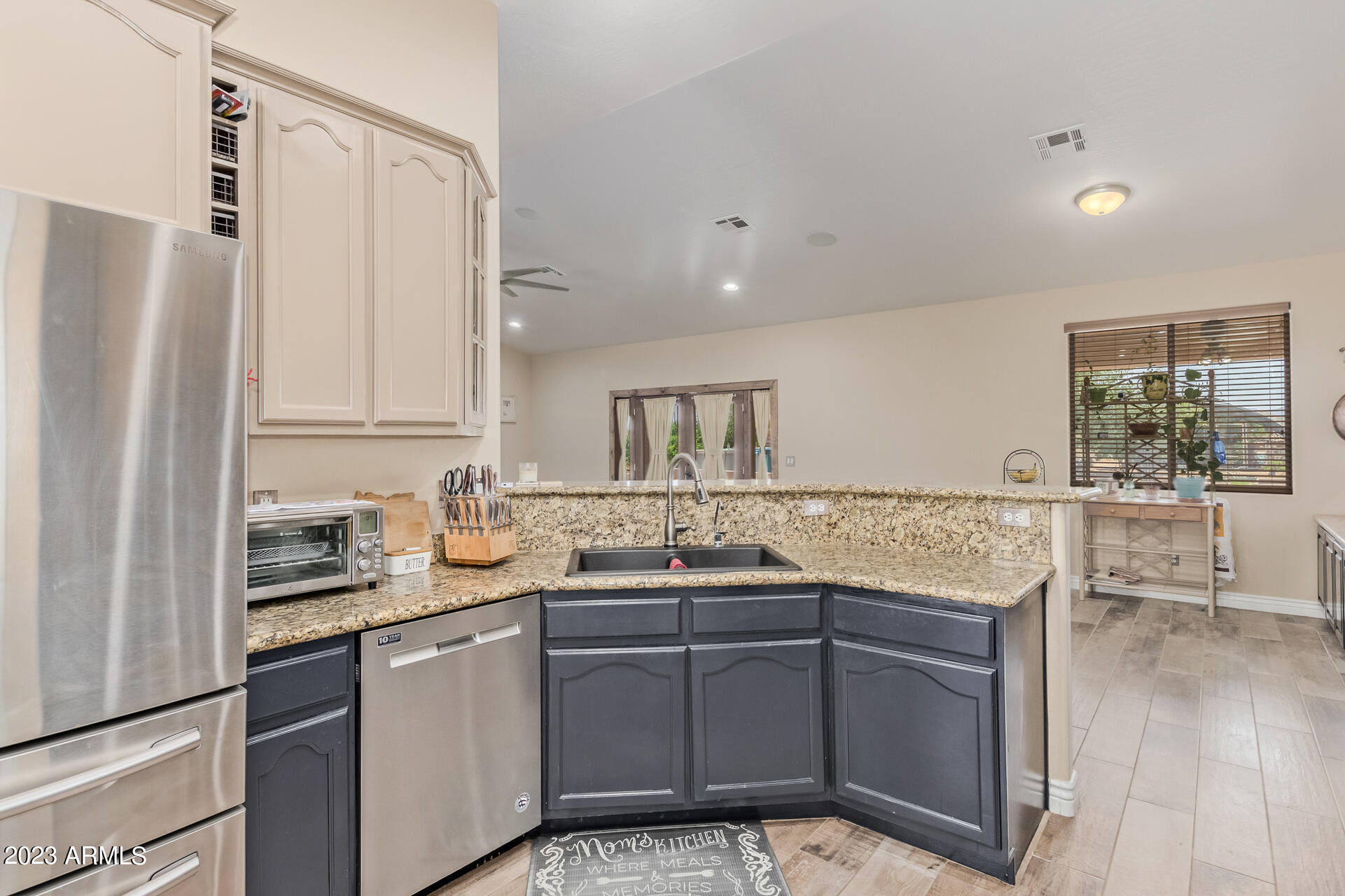 13415 South Kiva Road Buckeye, AZ 85326 - Photo 15 of 51 22 Kiva 13415