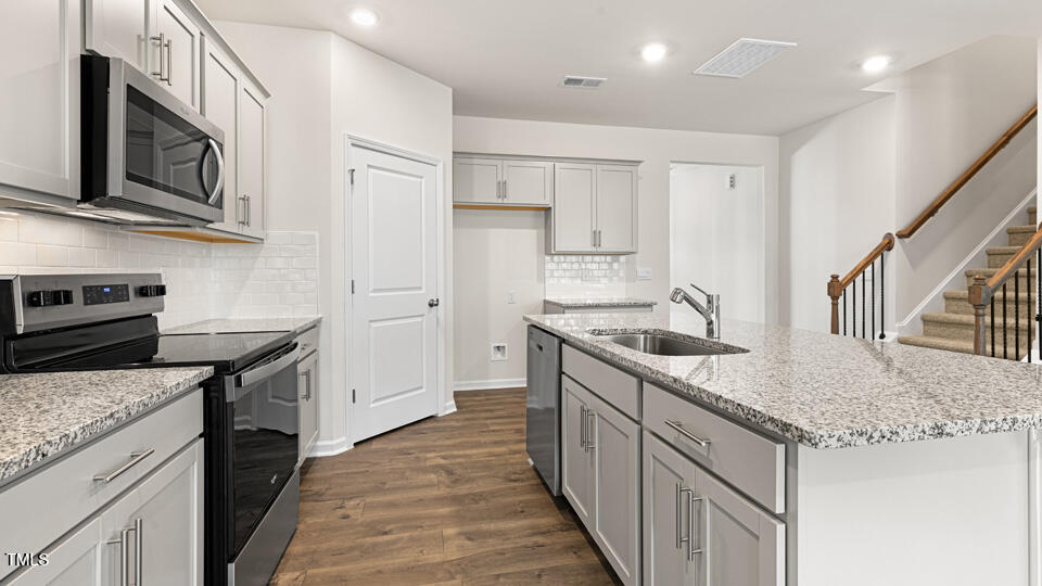 138 Fair Child Road Spring Lake, NC 28390 - Photo 6 of 38 Kitchen