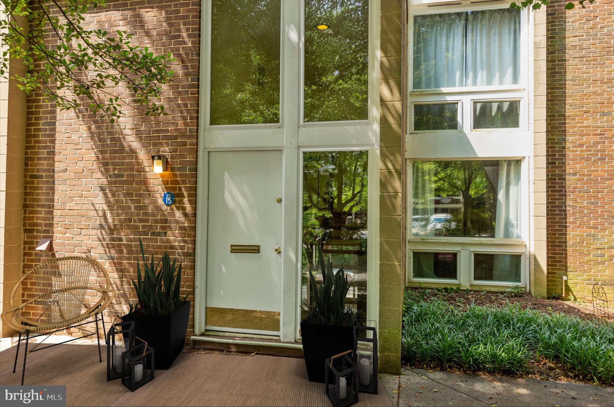 11515 Maple Ridge Road Reston, VA 20190 - Photo 5 of 39 Gallery Image 5