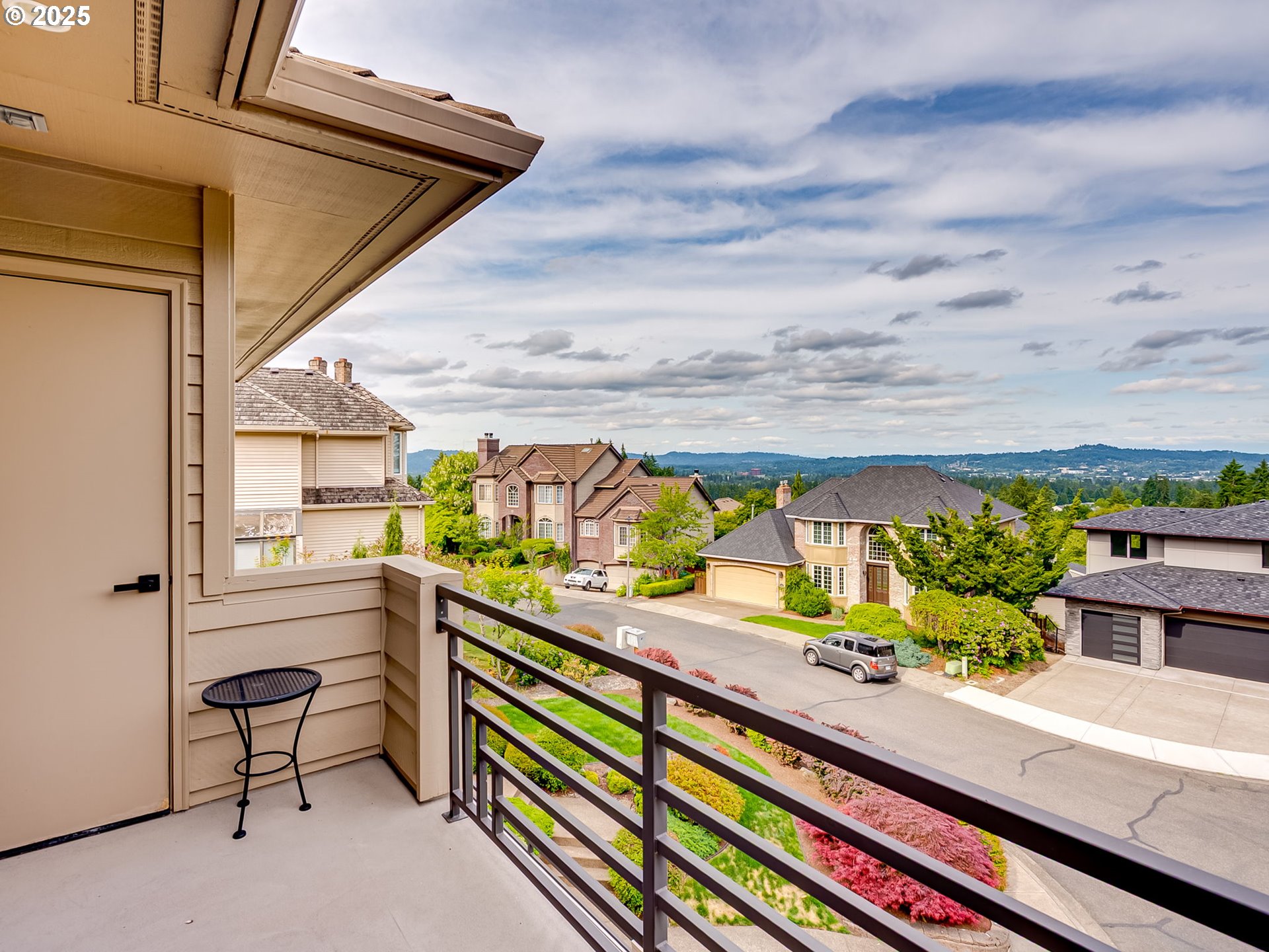 13675 Southwest Benchview Place Portland, OR 97223 - Photo 24 of 48 Gallery Image 24