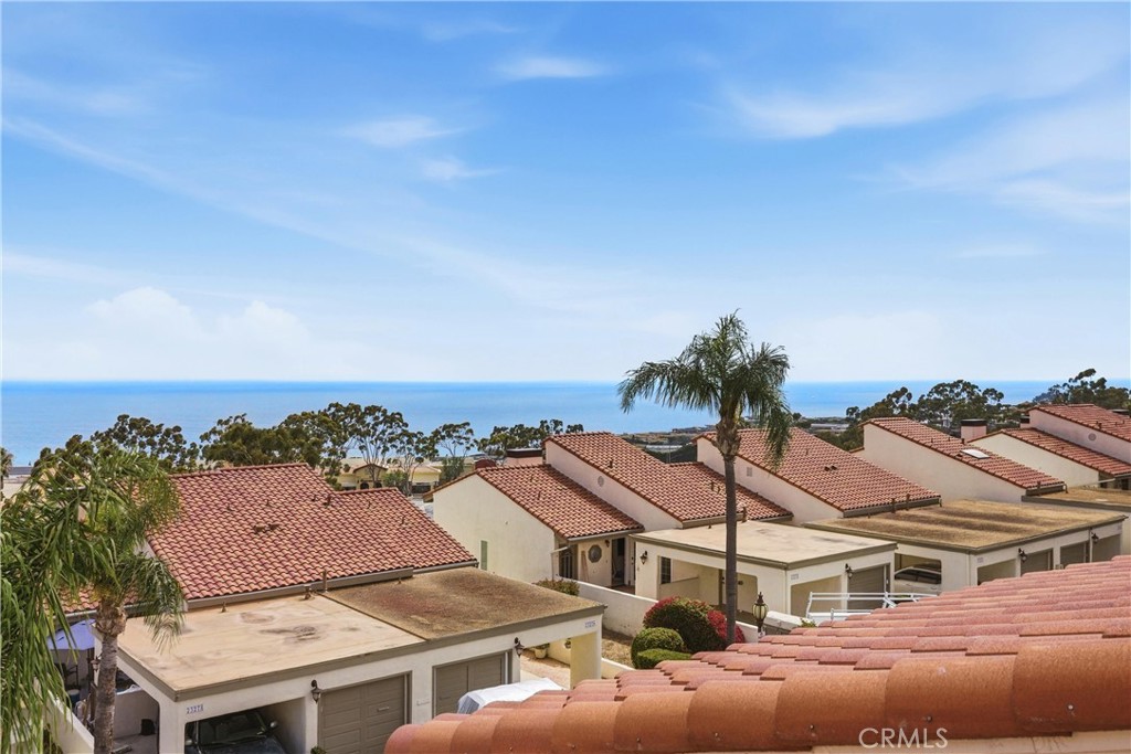 23281 Atlantis Way Dana Point, CA 92629 - Photo 33 of 81 an aerial view of a house