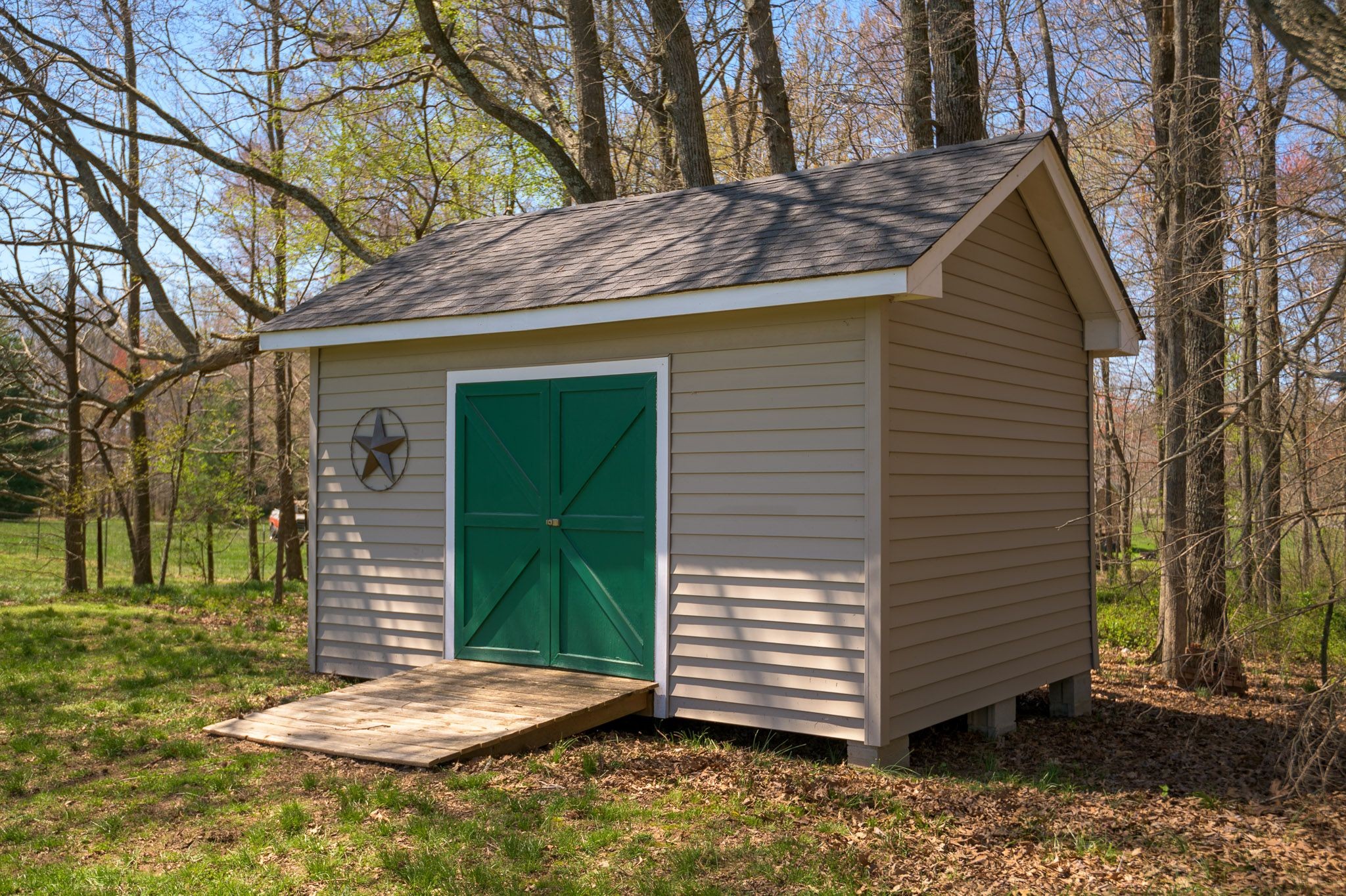 4165 Mt Zion Road Springfield, TN 37172 - Photo 42 of 42 a backyard of a house with barbeque oven