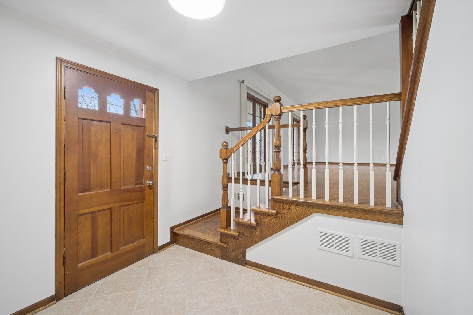 3712 Winnetka Road Glenview, IL 60026 - Photo 6 of 32