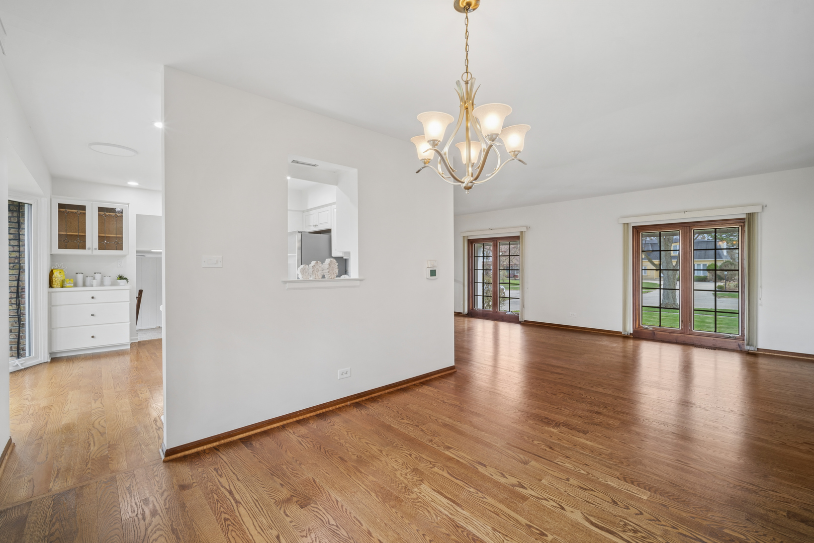 3712 Winnetka Road Glenview, IL 60026 - Photo 10 of 32