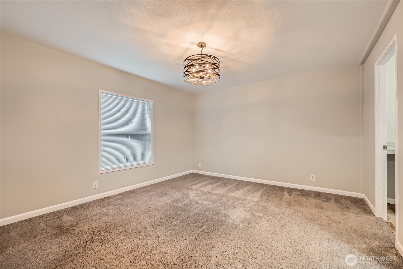12814 Northeast 190th Place Bothell, WA 98011 - Photo 12 of 28 Gallery Image 12