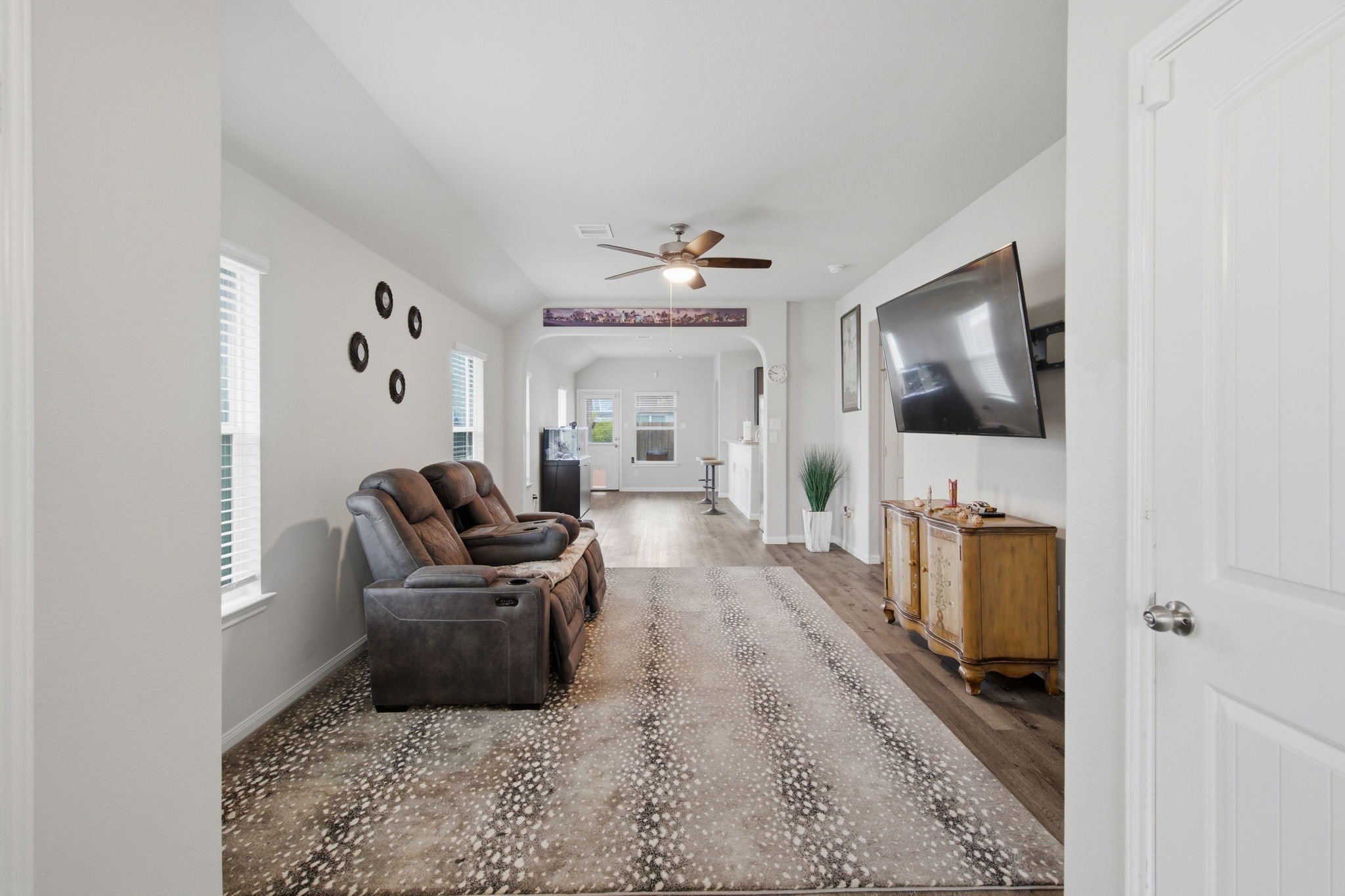 5315 Brooklyn Rose Drive Rosharon, TX 77583 - Photo 2 of 12 Gallery Image 2