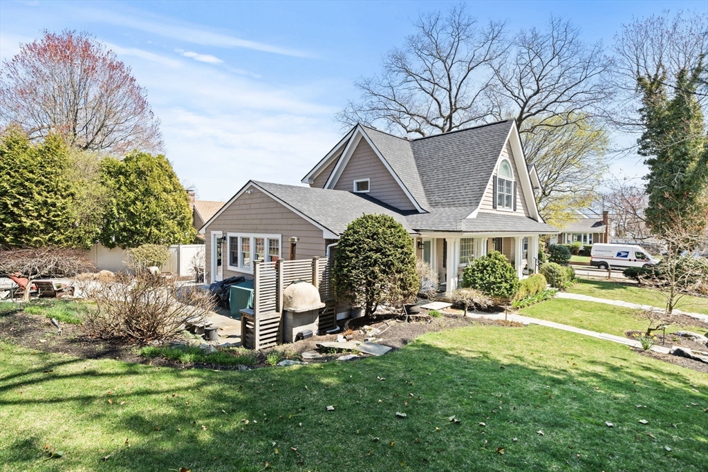 23 Albert Street Waltham, MA 02453 - Photo 29 of 35