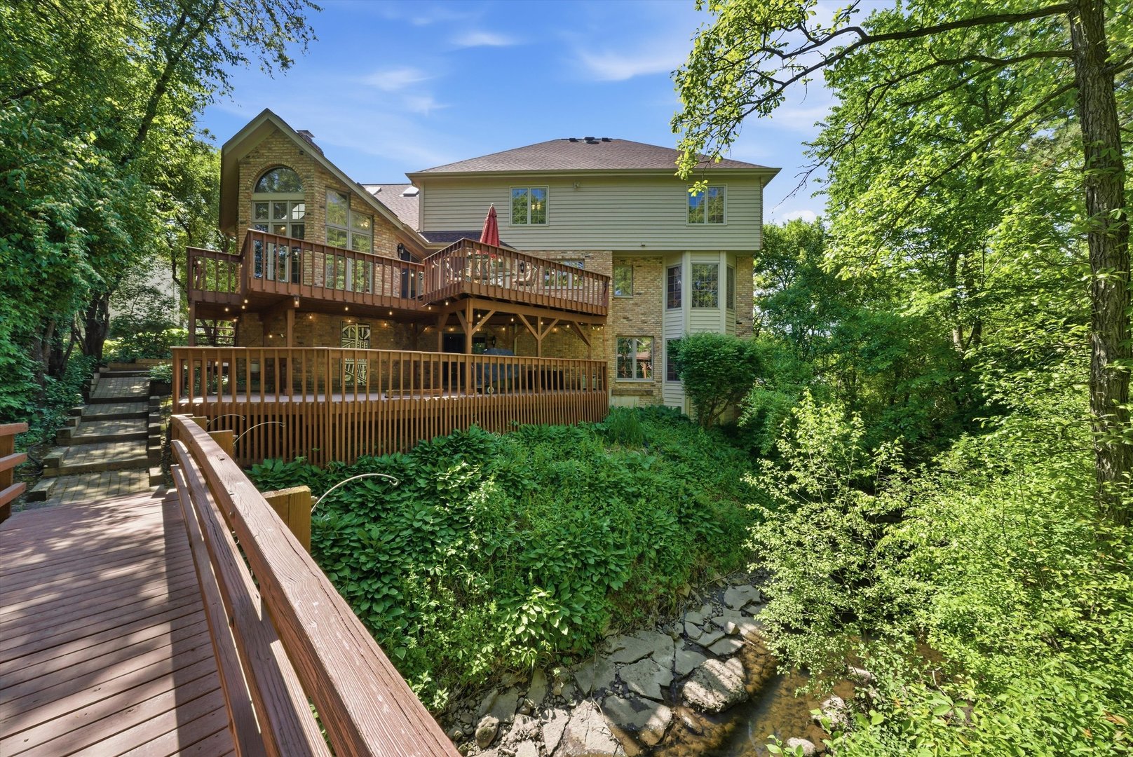 8701 Lake Ridge Drive Darien, IL 60561 - Photo 32 of 38