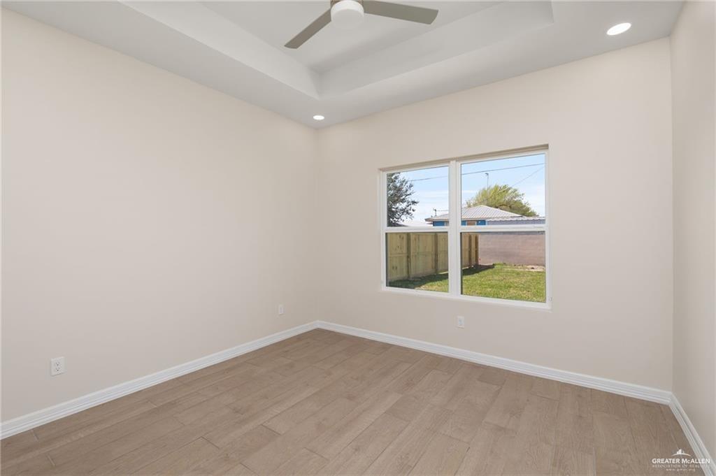 1709 Alisson Alton, TX 78573 - Photo 6 of 11 Gallery Image 6