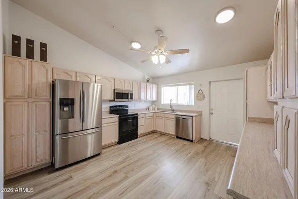 $2,400 | 7421 West Eva Street, Peoria, AZ 85345