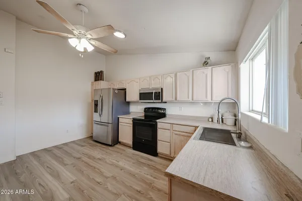 $2,400 | 7421 West Eva Street, Peoria, AZ 85345
