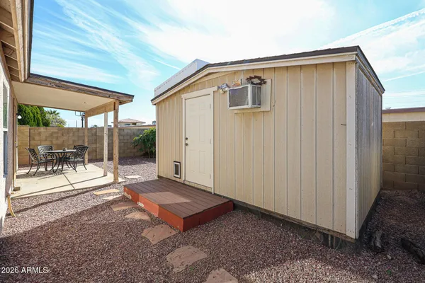 $2,400 | 7421 West Eva Street, Peoria, AZ 85345