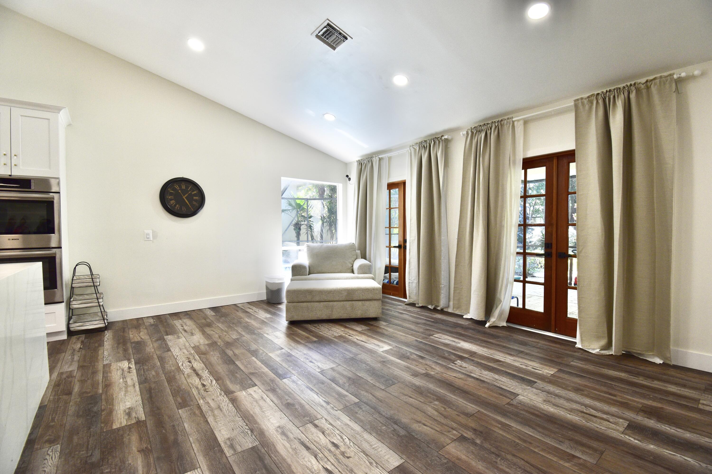 22620 Esplanada Circle Boca Raton, FL 33433 - Photo 17 of 44 17