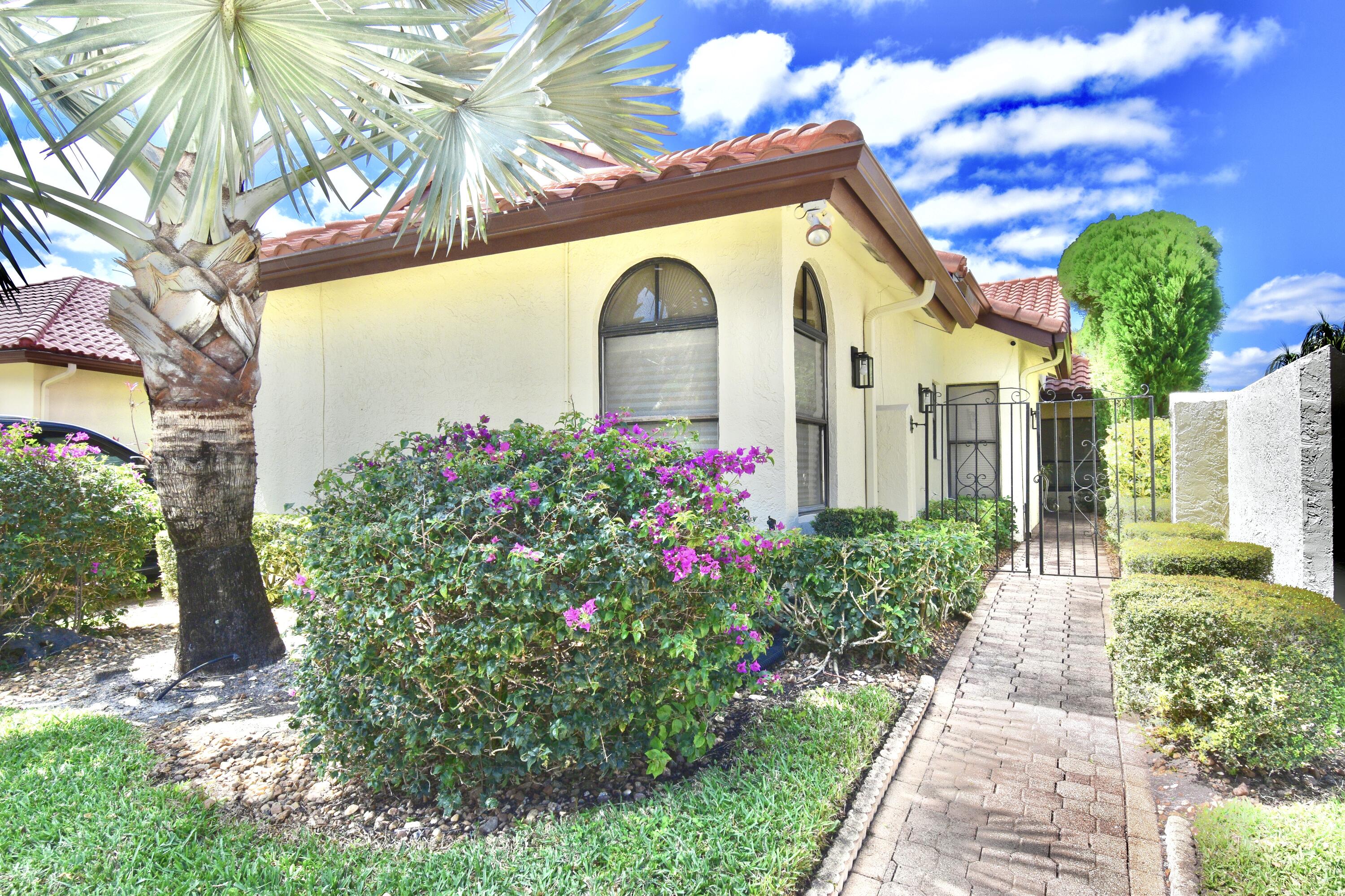 22620 Esplanada Circle Boca Raton, FL 33433 - Photo 3 of 44 3