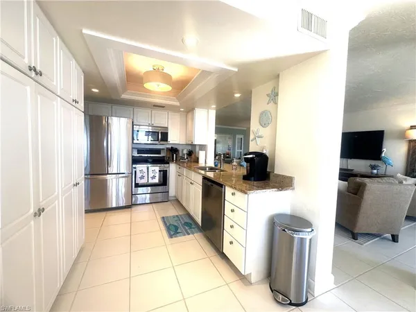 $13,500 | 10475 Gulf Shore Drive, Unit 113, Naples, FL 34108
