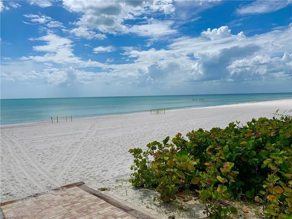 $13,500 | 10475 Gulf Shore Drive, Unit 113, Naples, FL 34108