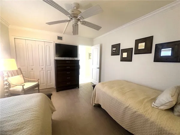 $13,500 | 10475 Gulf Shore Drive, Unit 113, Naples, FL 34108